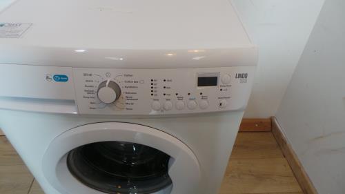 Zanussi 8KG Washing Machine (C27443)