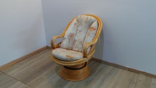 Cane and Wicker Swivel chair